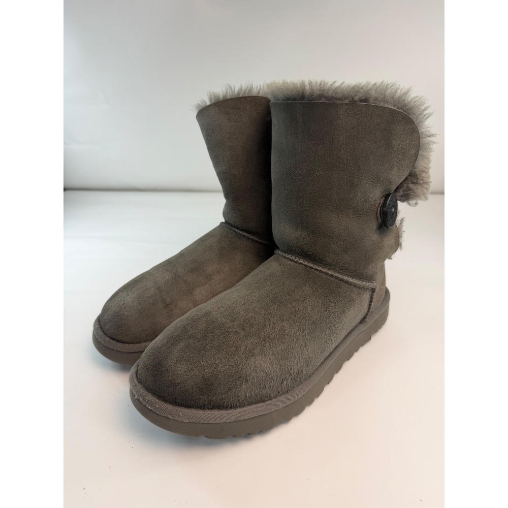 UGG Bailey Button II Grey Suede Sheepskin Boots 1016226 Womens 10